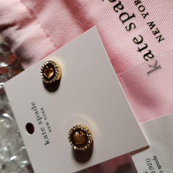 KATE SPADE "Spot The Spade" stud earrings. NWT includes dust bag - Picture 7 of 9